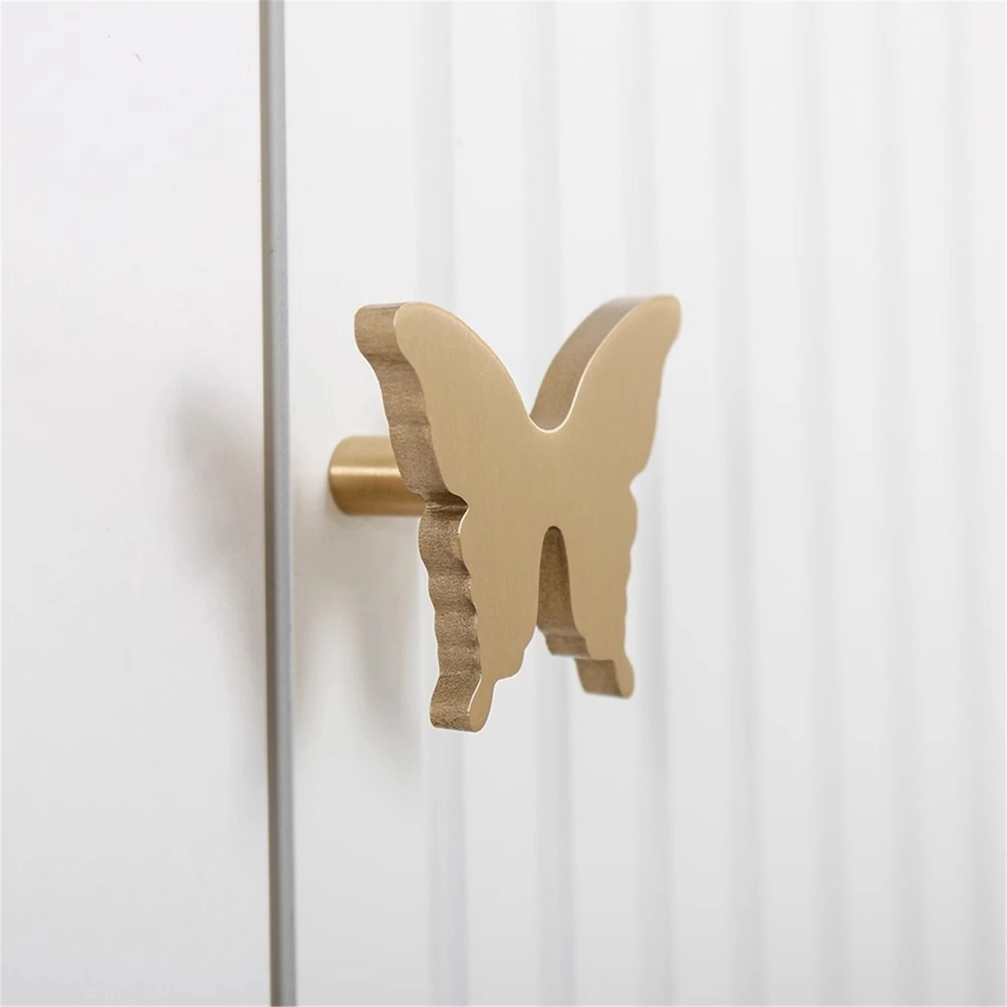 Brass Drawer Pulls Modern Butterfly Wardrobe Handles Cupboard Kitchen Cabinet Dresser Knob Hardware Home Decor