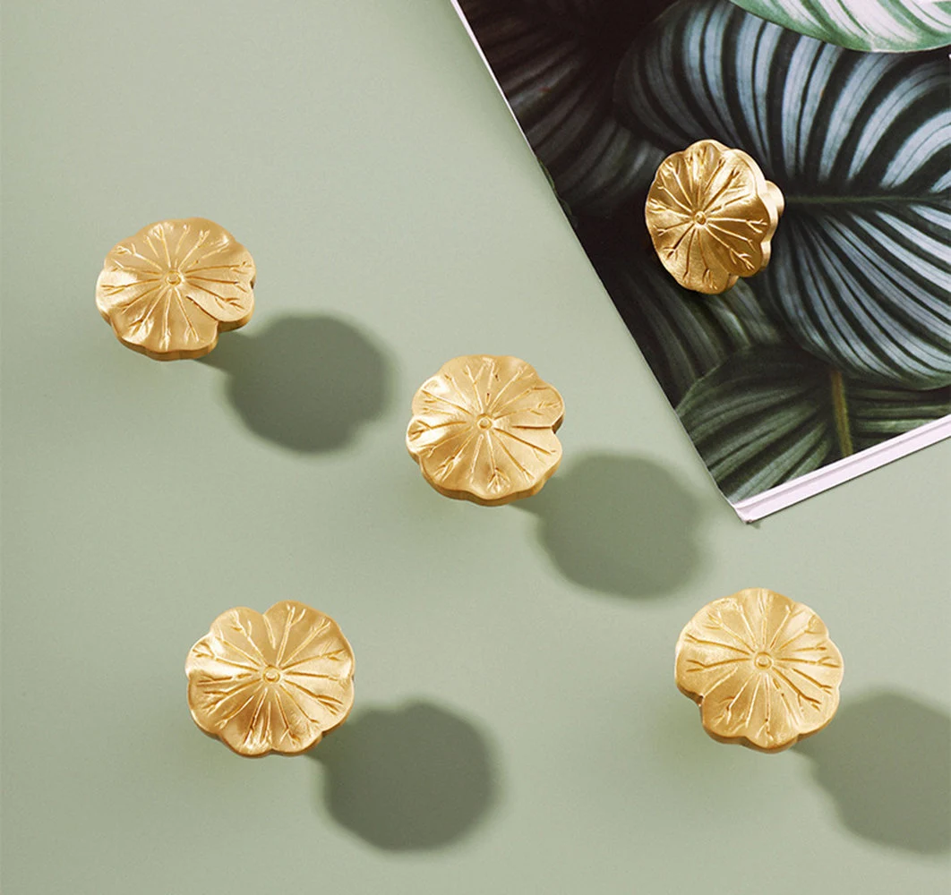 Flower Brass Drawer Knob Pulls Door Handles Cupboard Cabinet Wardrobe Door Dresser Knob Gold Home Decor