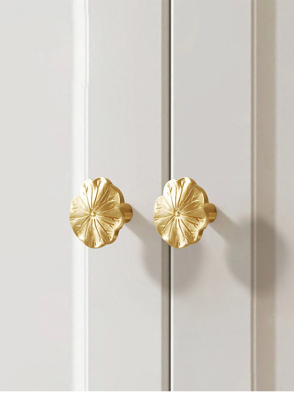 Flower Brass Drawer Knob Pulls Door Handles Cupboard Cabinet Wardrobe Door Dresser Knob Gold Home Decor