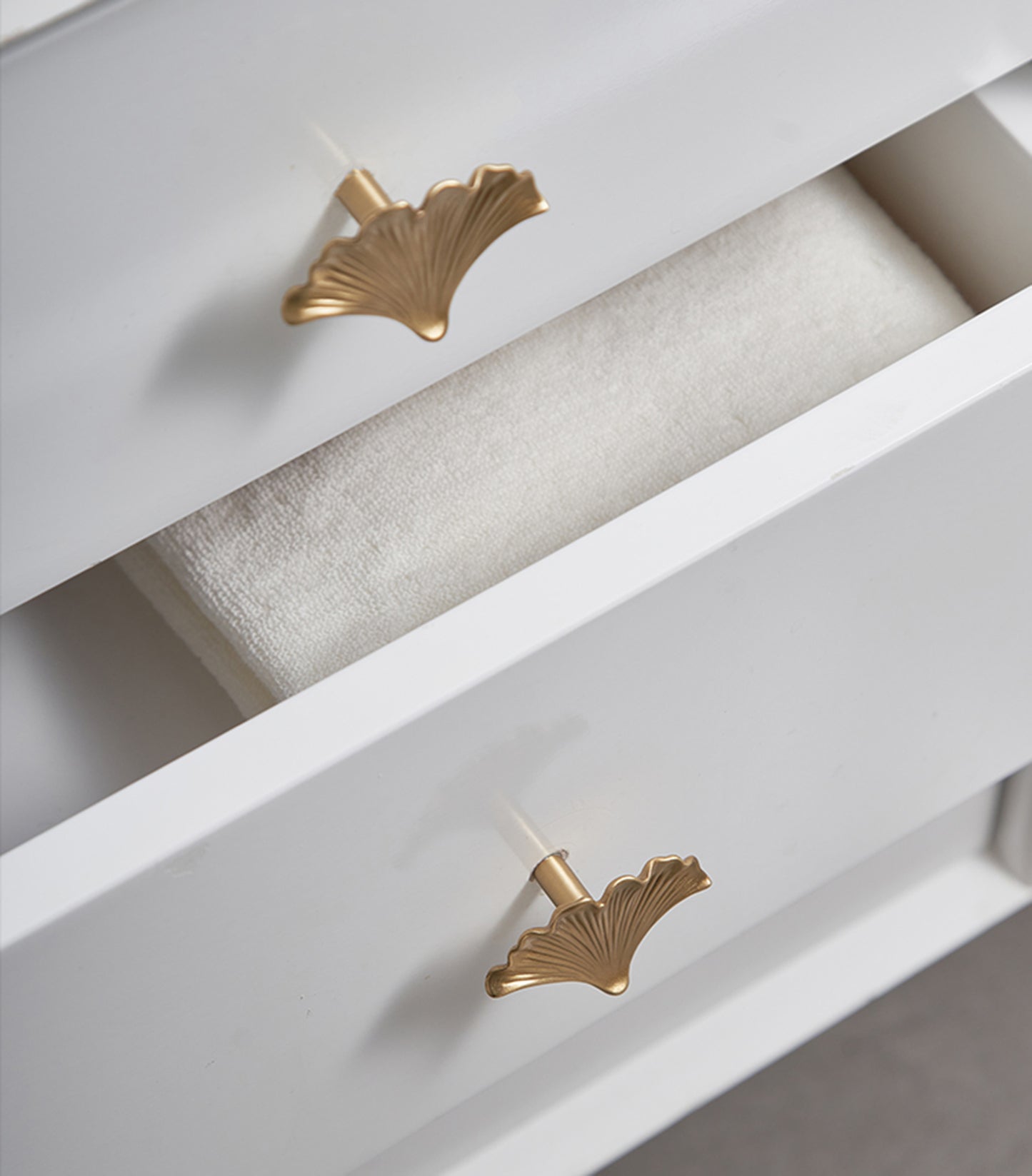 Brass Drawer Pulls Ginkgo Leaves Modern Drawer Handles Cupboard Kitchen Cabinet Dresser Knob Hardware Gold Home Decor